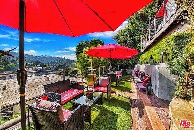 3200   Primera Ave 2BR Hollywood Hills East La