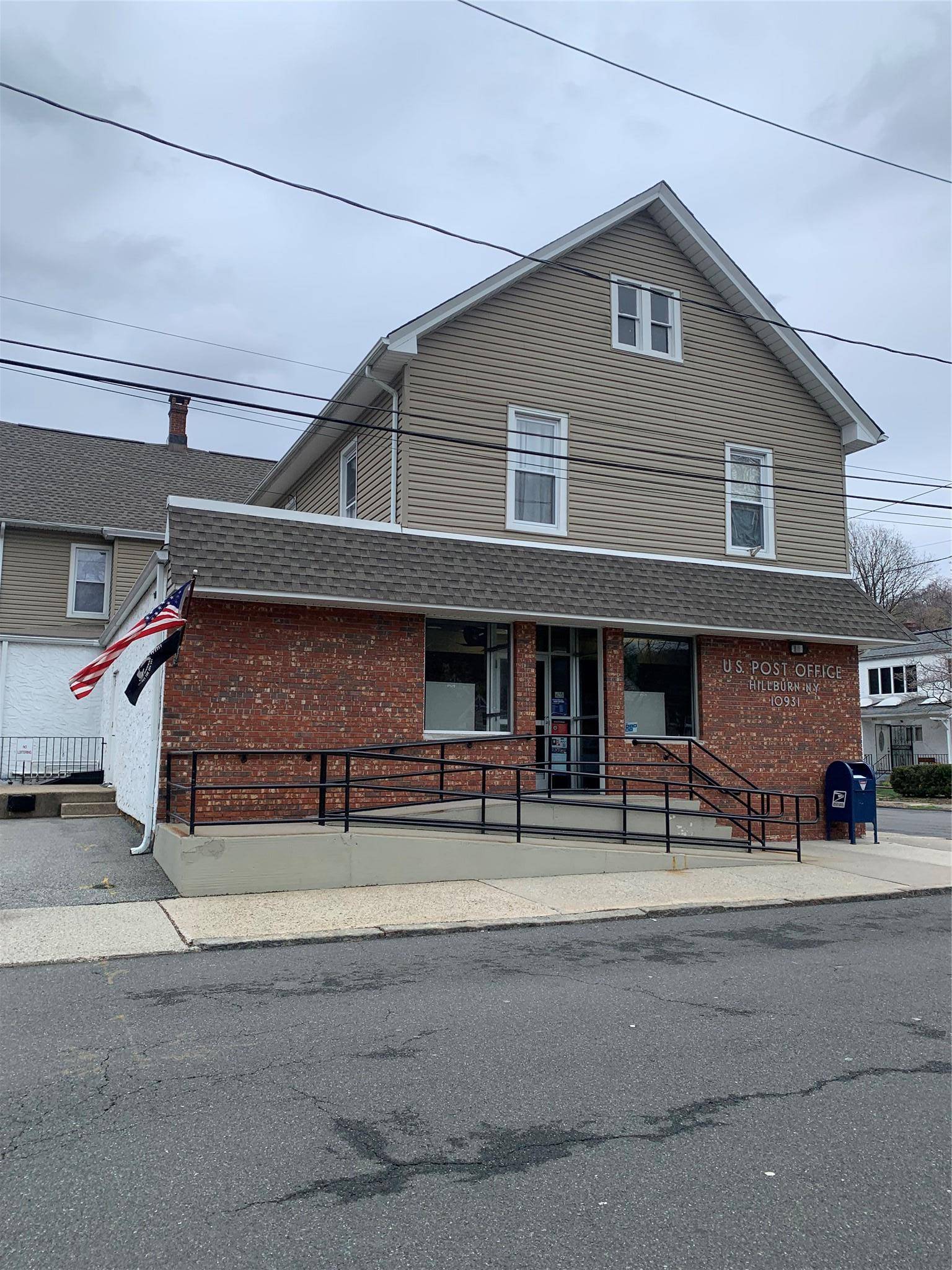 Attention Investors ! This mixed use building features reliable tenant 1st floor tenant which occupies entire 1st floor with 5 year lease just put in place, the Hillburn Post Office ...