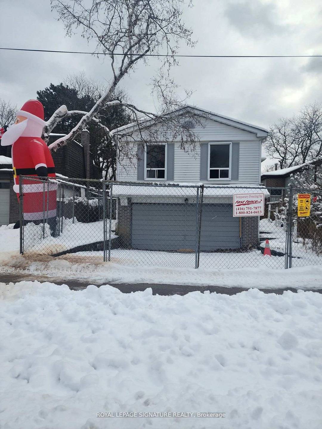 Located in the established North Richvale community, this property sits amongst parks and mature streetscapes.