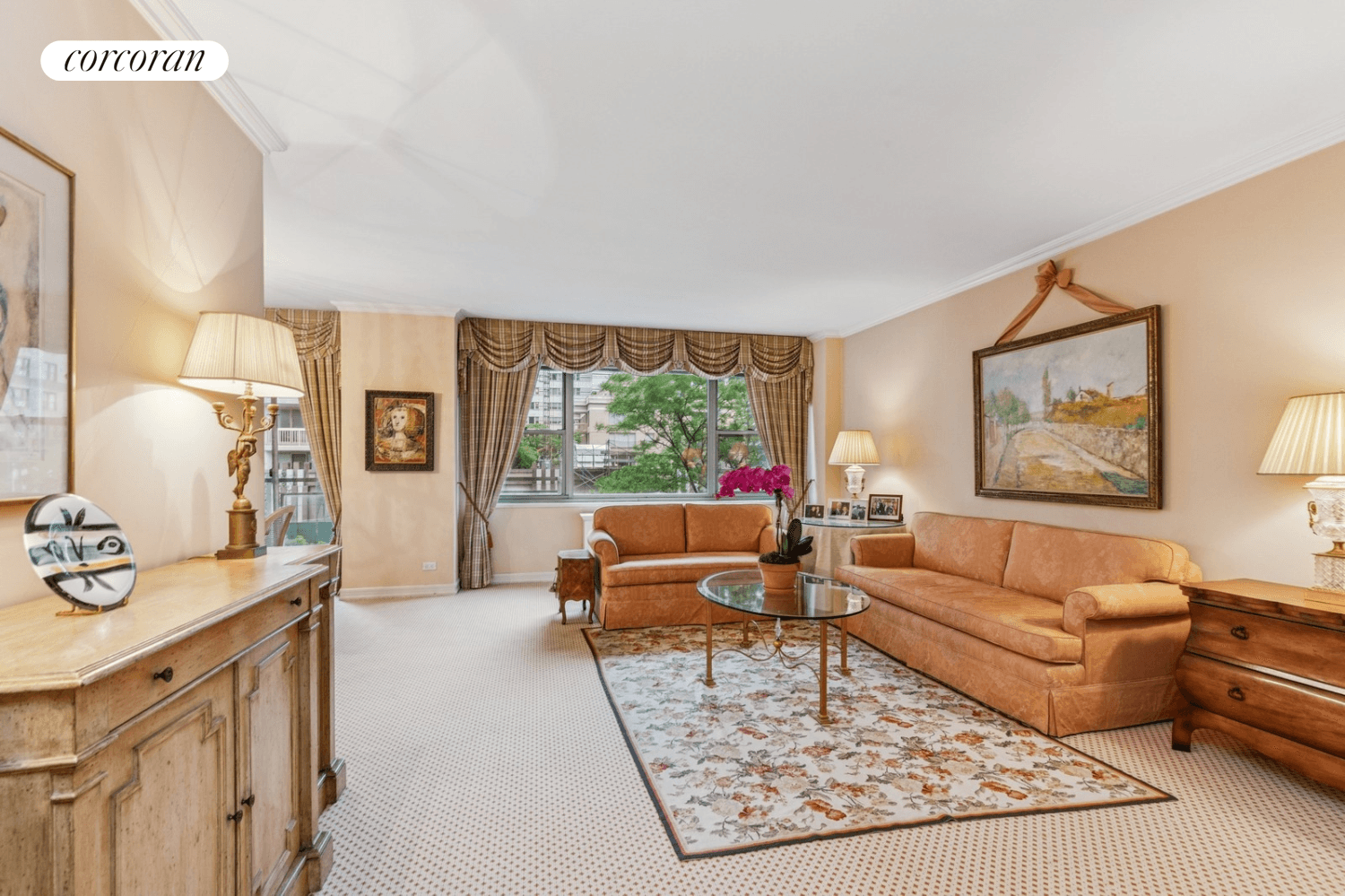 This extraordinary oversized 1 Bedroom 1.