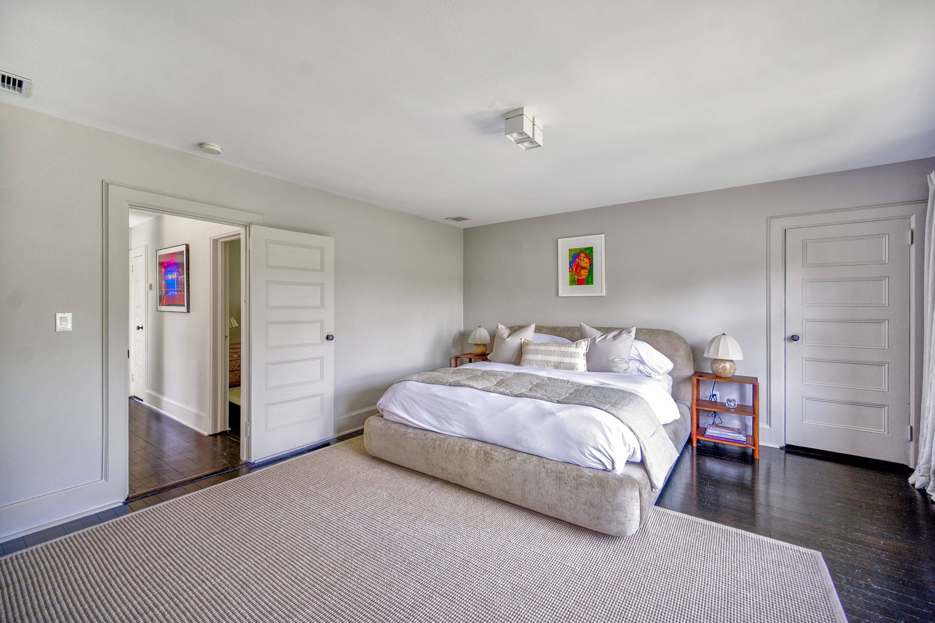 Bridgehampton Village