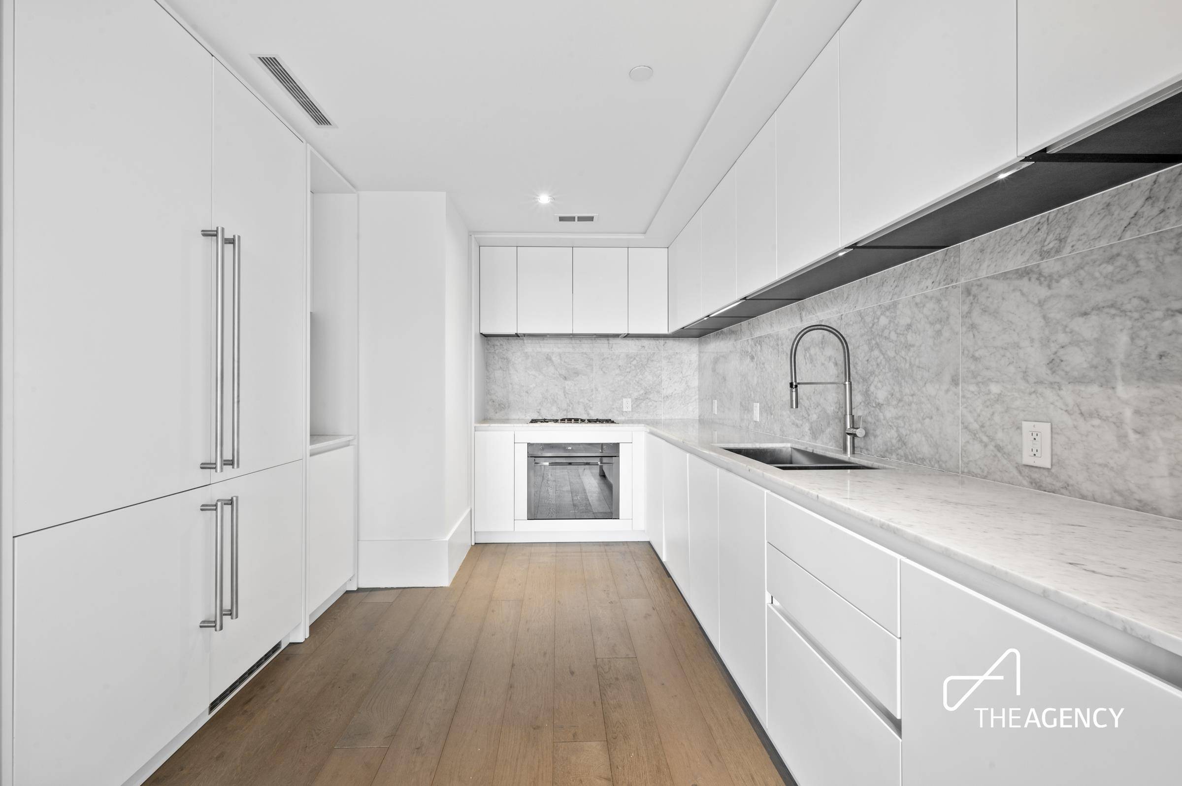 Step into refined luxury in this stunning west facing one bedroom residence at The Oosten.