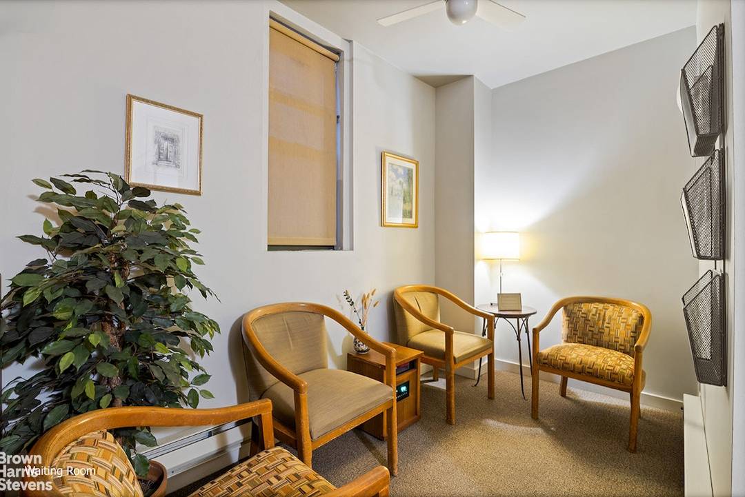 SELLER SAYS S E L L ! ! !