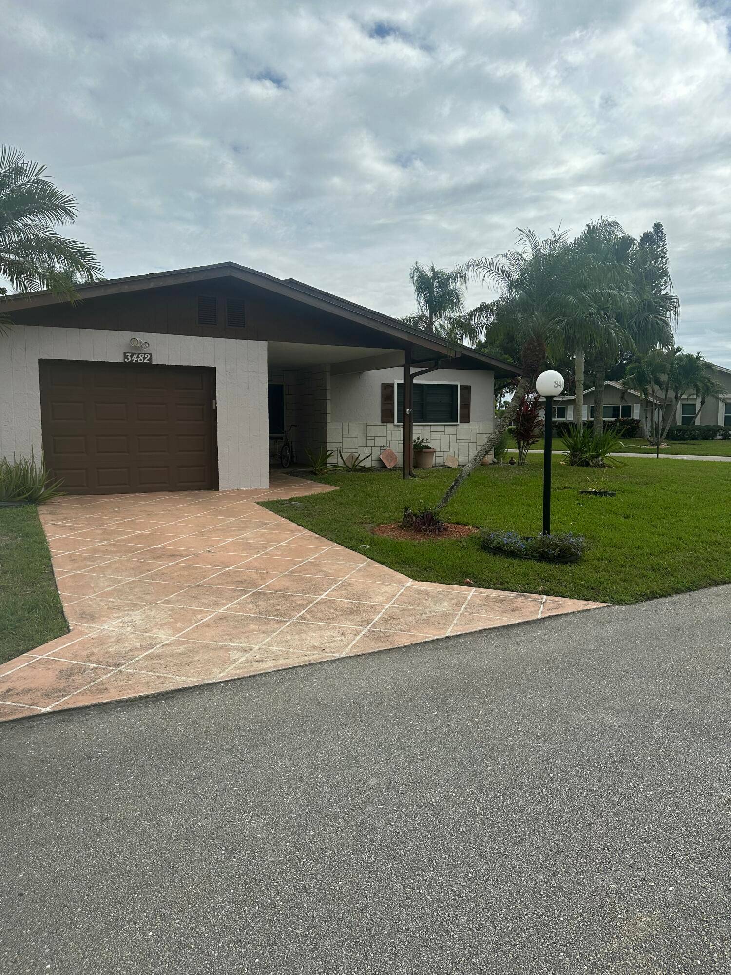 Welcome to Your Dream Home in Cypress Lakes !