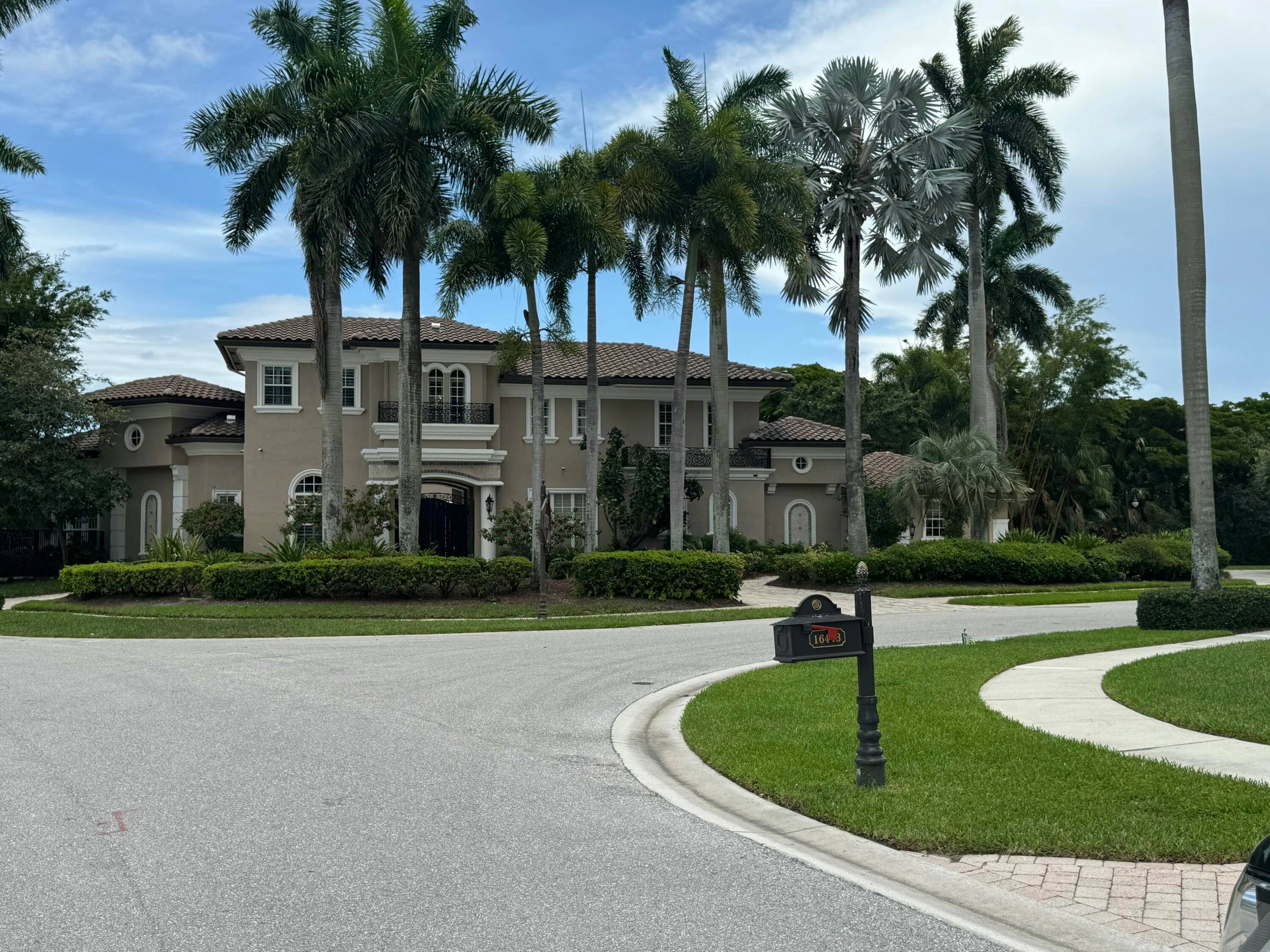 Introducing an exceptional luxury residence in the prestigious Addison Reserve Country Club community.