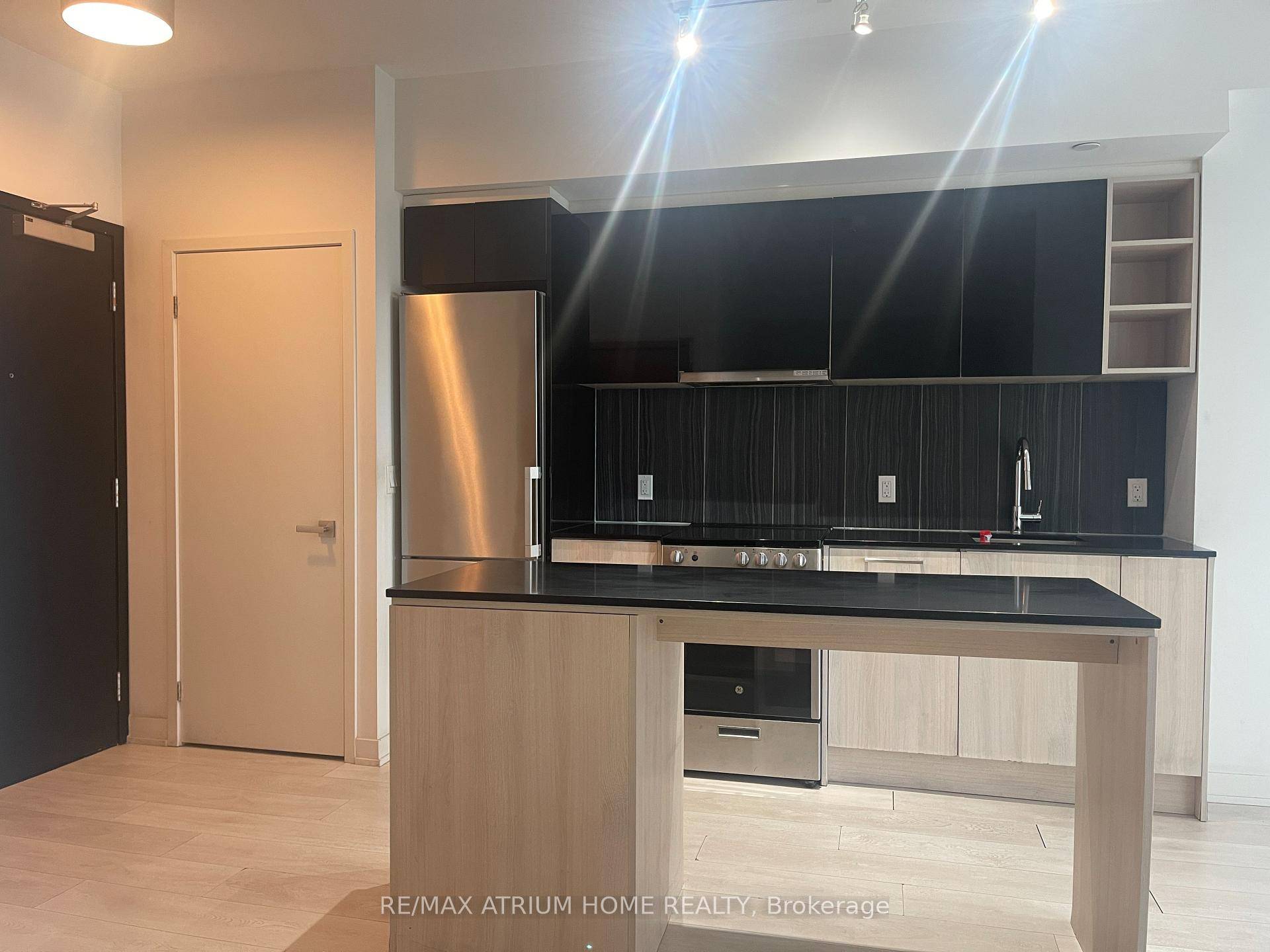 Super Modern designed Bright Spacious Southside Condos In North York By Wilson subway Station.