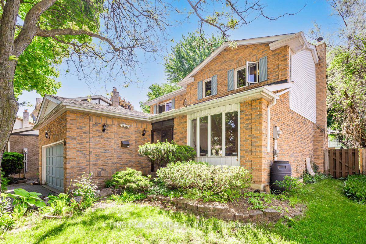 Well Maintained amp ; Renovated Family Home In The Desirable Willowbrook Neighbourhood Situated On A Premium Large Lot.