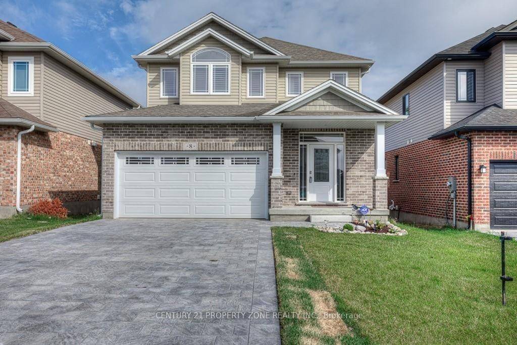 Pristine 2 storey McKenzie built home featuring 3 1 bedrooms, 4 bathrooms, and a double cargarage in one of Ingersolls most sought after neighbourhoods !
