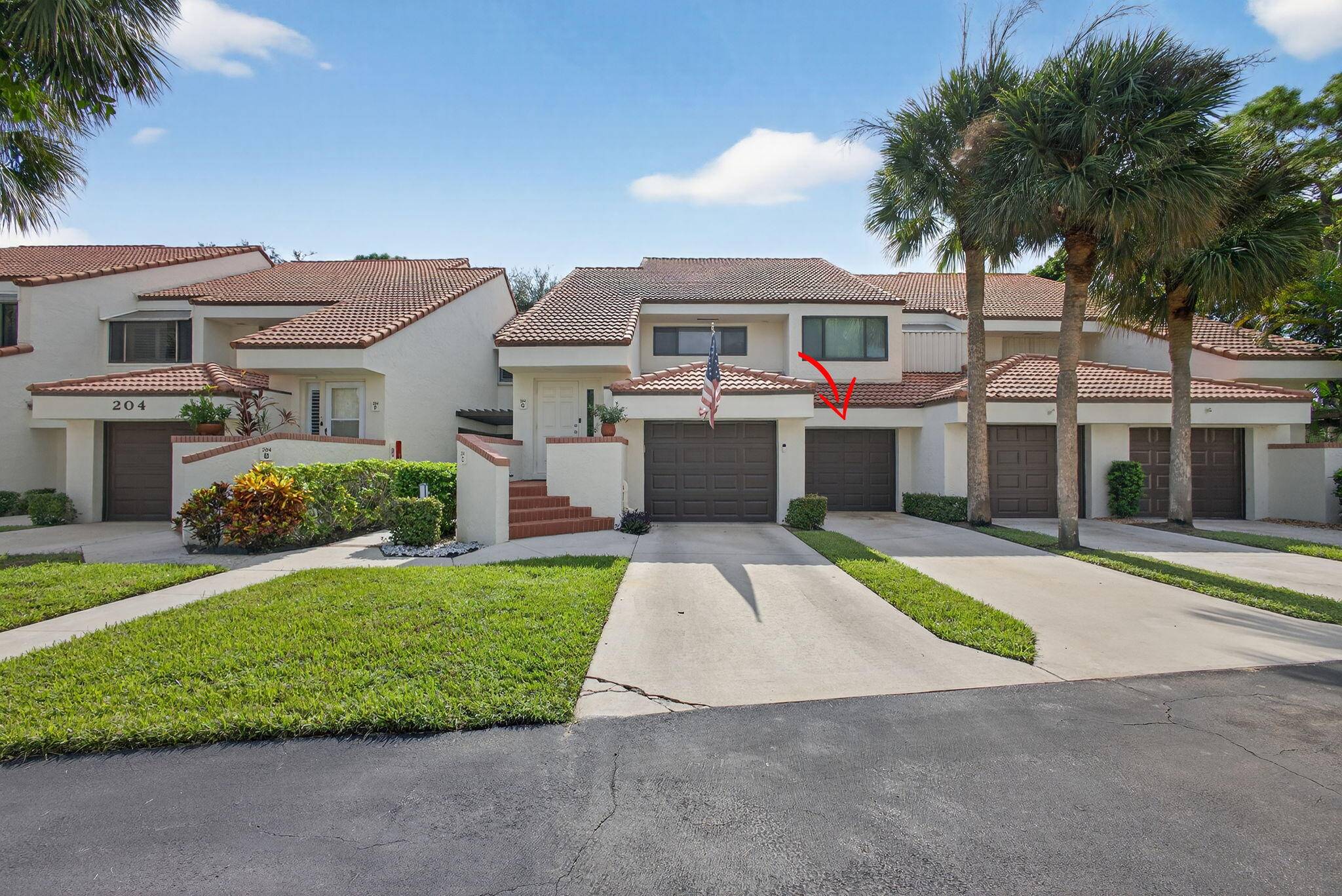 Florida coastal subdivision, Sea Oats is 2 blocks from the Atlantic Ocean beaches.
