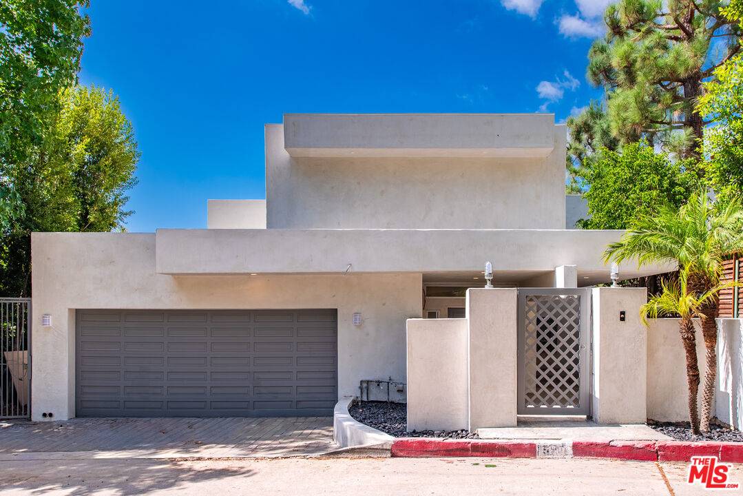 1591   Lindacrest Dr 3BR Beverly Hills Post Office | B.H.P.O. La