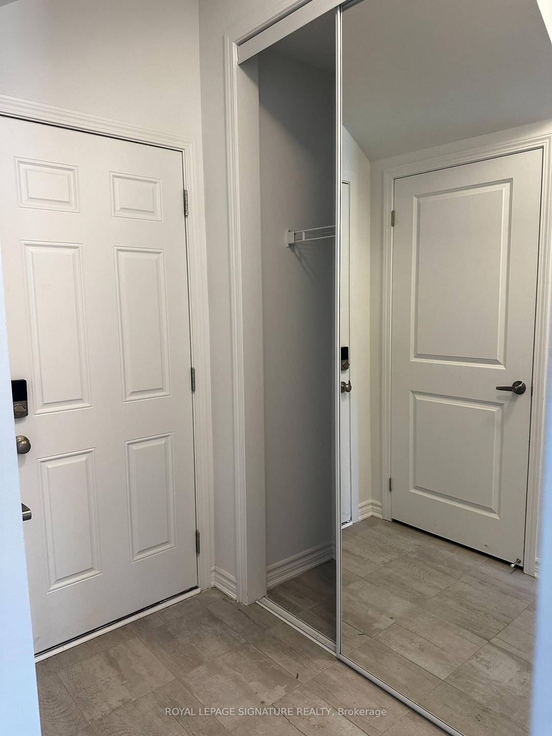 Welcome to 1259 Lily Crescent, Milton, a family friendly townhome in a quiet, safe neighbourhood managed by Conestoga Off Campus Housing.