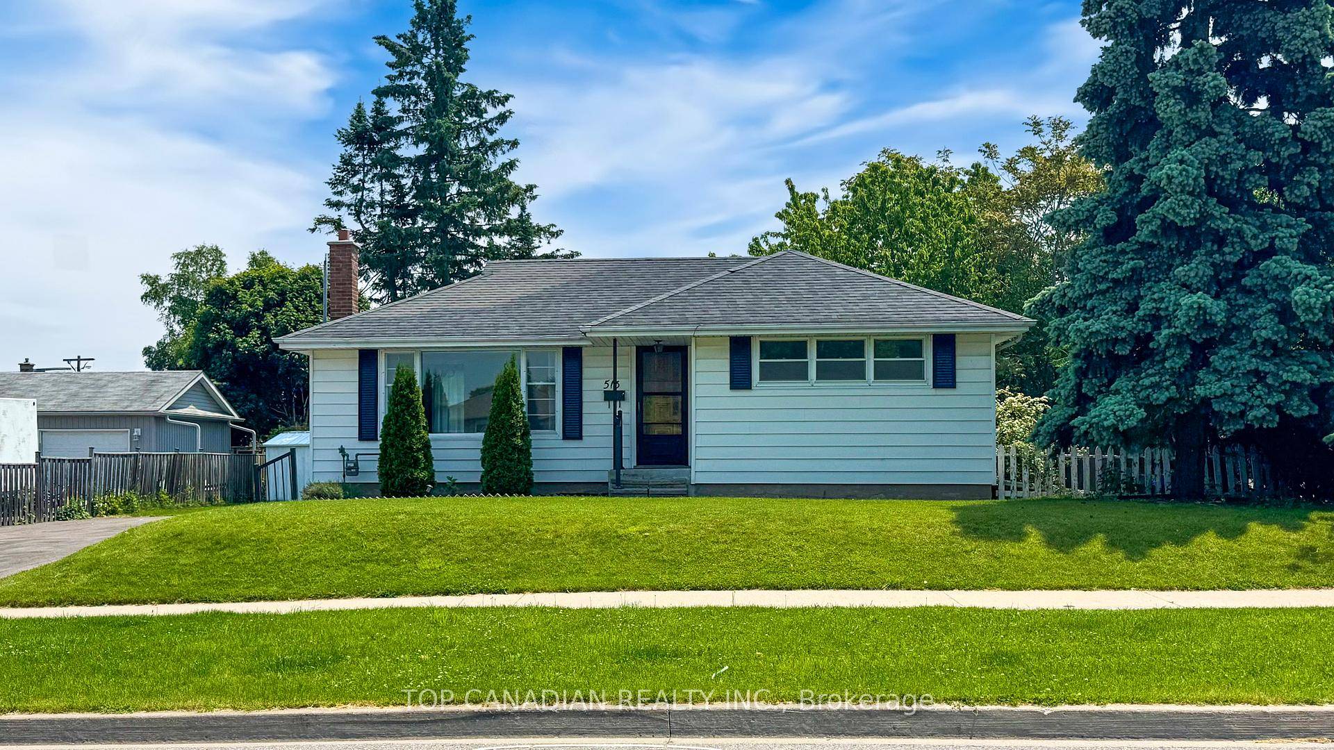 Fully renovated main unit in a legal duplex registered with the City of Oshawa.