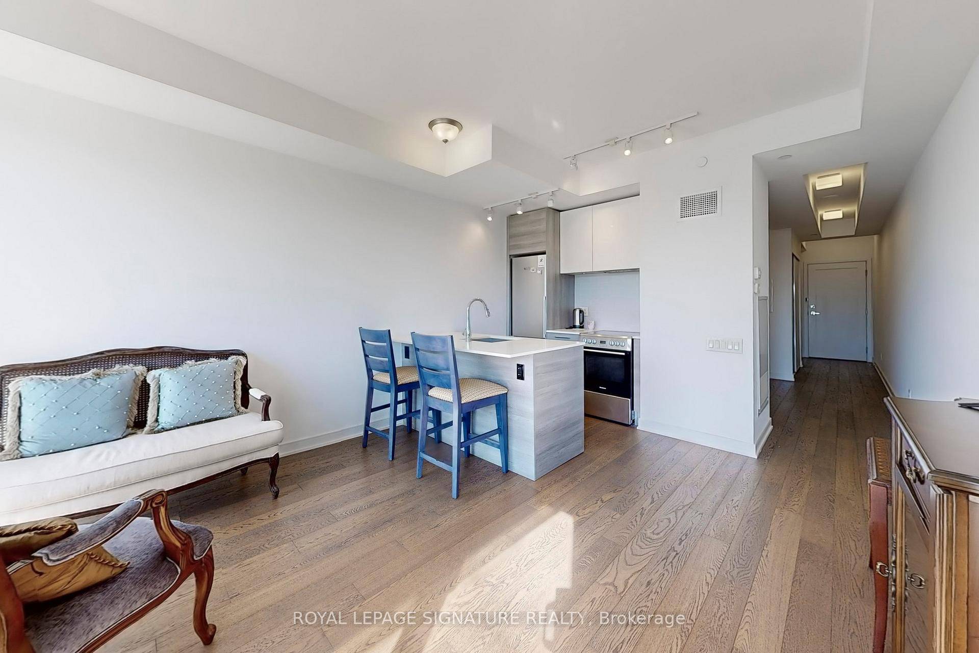 Welcome to One Thousand Bay Condo !