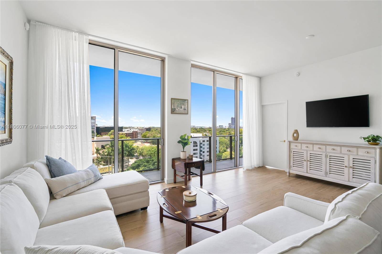 Modern and Elegant 2 bedroom, 2.