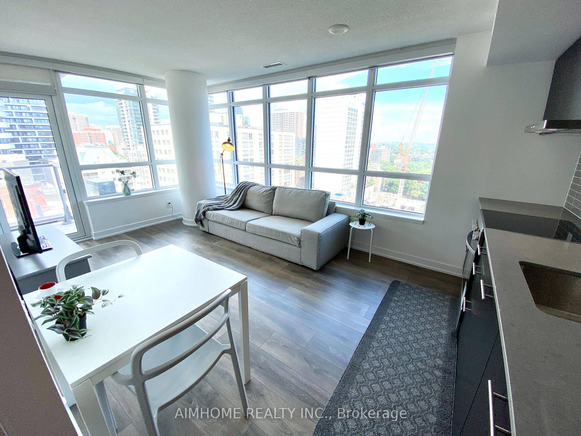 Video Mls lt ; gt ; welcome to the Luxury 365 Church Condo 2017 Proudly built by Menkes lt ; gt ; spacious 1 Bedroom F U R N I ...