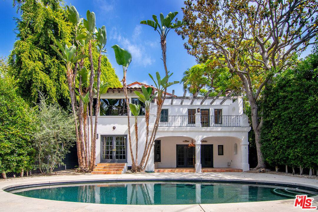 1829 Courtney Ave Hollywood Hills East LA