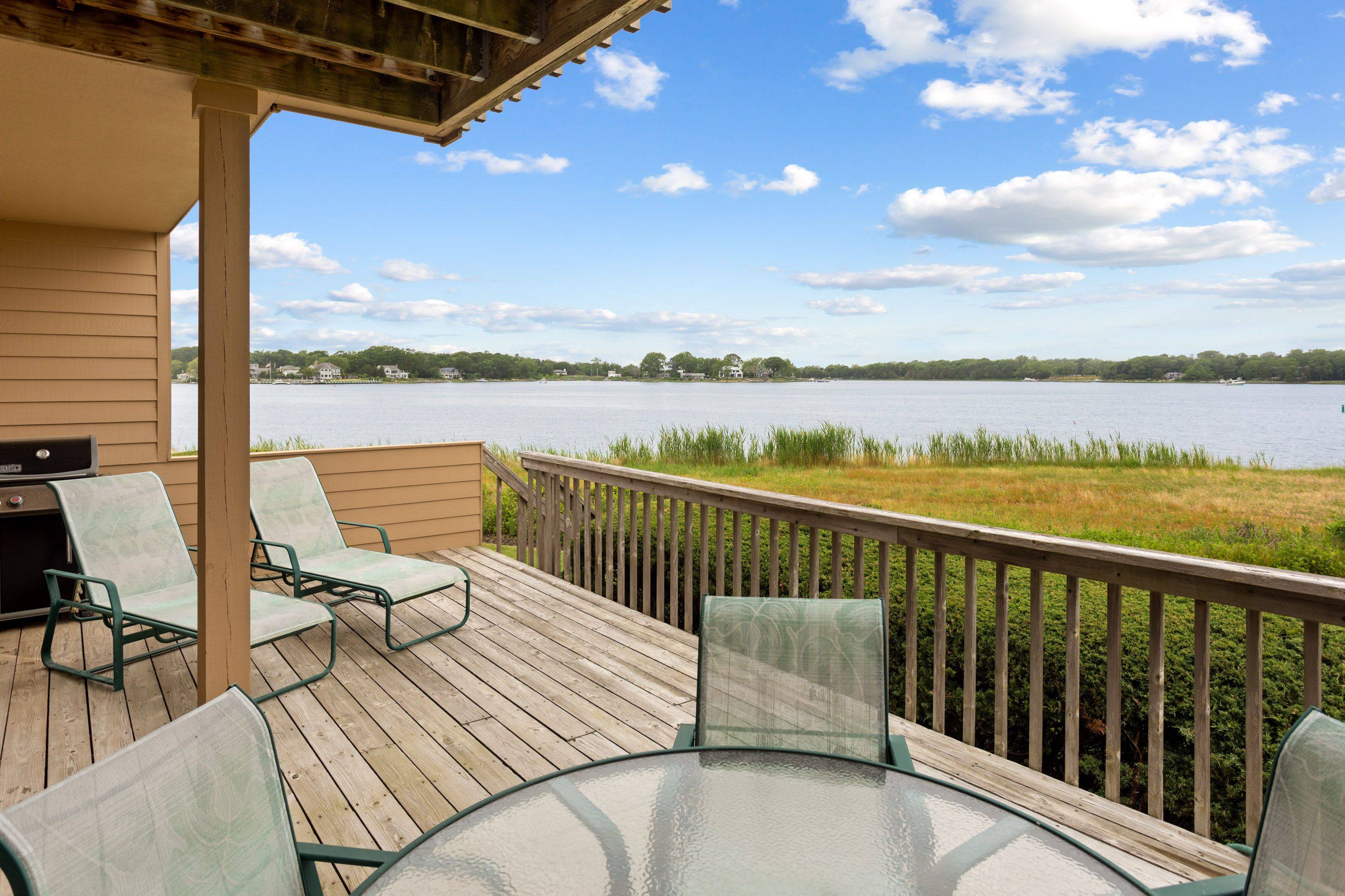 Amazing 3 Bedroom Sag Harbor Villa!