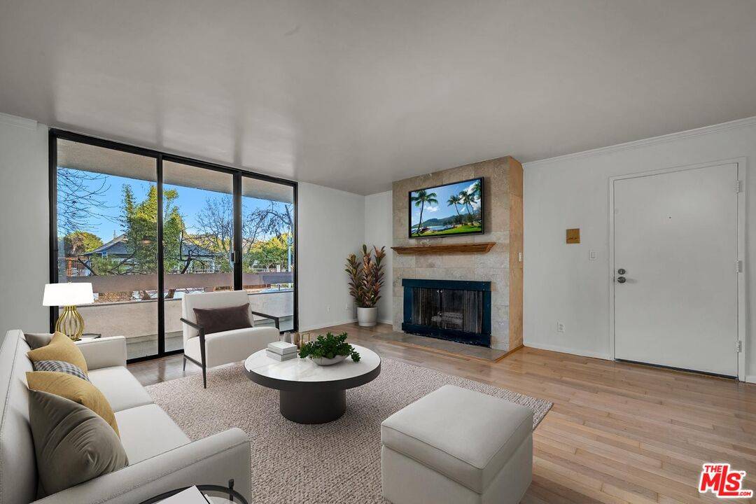 1252   11th St 3.0 Santa Monica LA