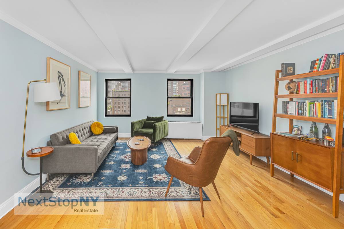 235 East 49th Street, Unit 11G Turtle Bay Welcome Home to your bright, oversized 1 bedroom, 1 bathroom corner unit prewar gem nestled in the heart of historic Turtle Bay.
