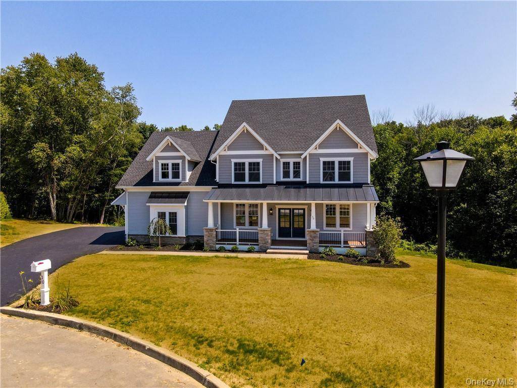 Welcome to Myers Run a new exclusive collection of homes brought to you by a local, reputable design build new construction company specializing in custom homes.