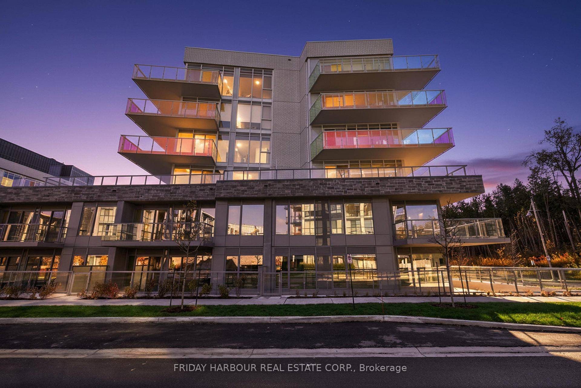 Welcome to Sunseeker Friday Harbour's newest lakeside Condominium !