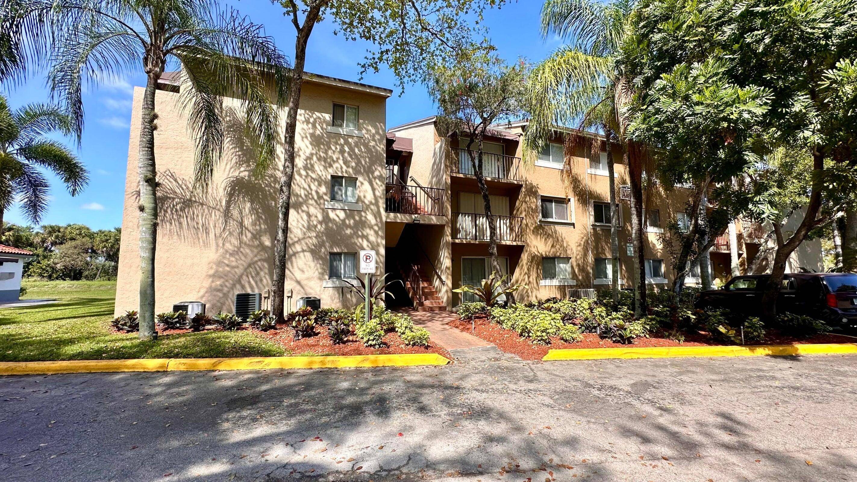 For Sale 1 Bedroom, 1 Bathroom Condo St.