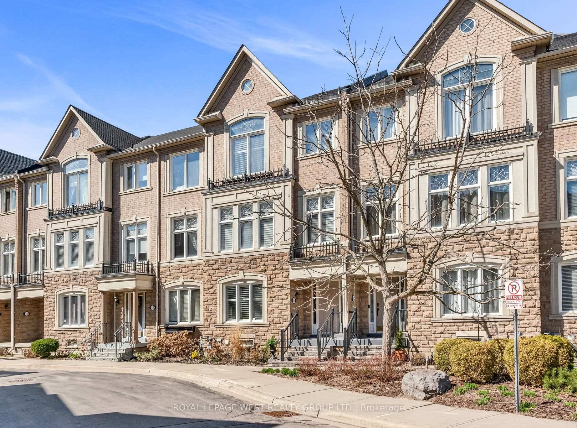 Don't miss this rare opportunity in the quiet community of Bal Harbour at Humber Bay Shores !
