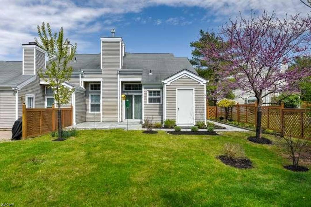 Welcome to beautiful one level living in the highly sought after Long Meadow community.