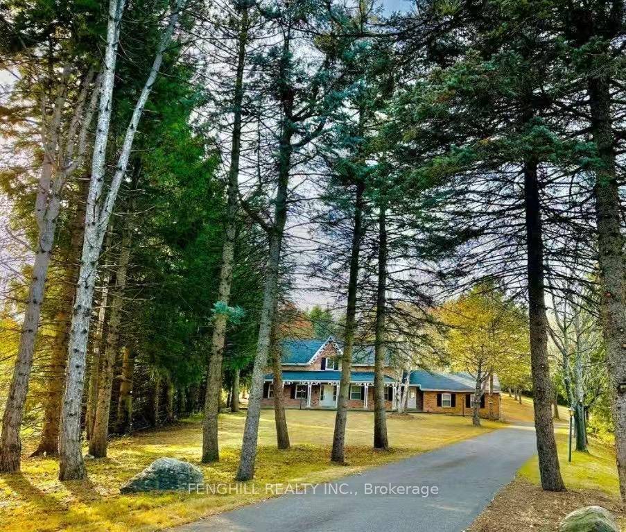 Build Your Dream Home on Prestigious 'Hunters Glen Estates', One of The Most Sought After Neighborhood In Aurora.