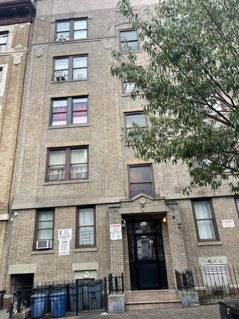 Amazing Investment Opportunity in the Soundview Area of the Bronx !