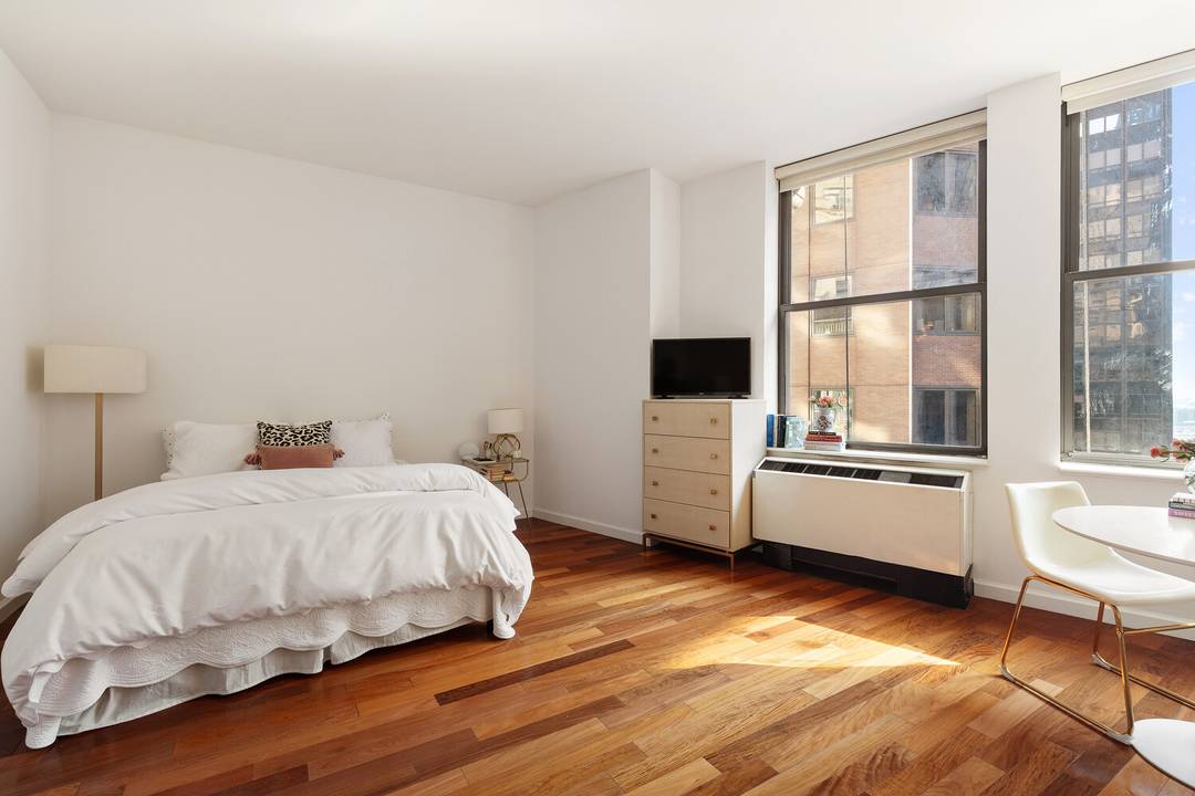 Penthouse 4 at the Cocoa Exchange has just hit the market.