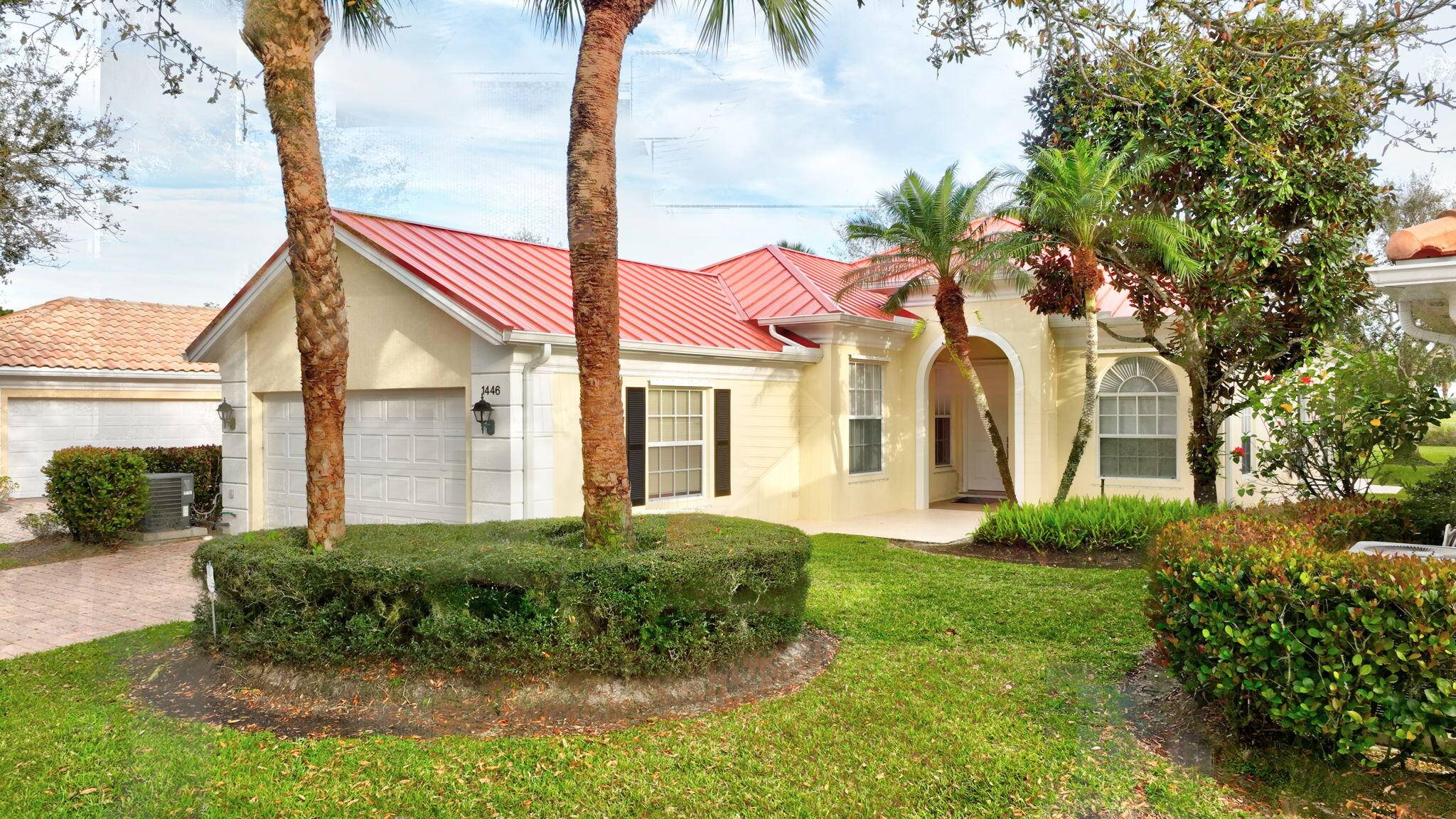 Absolutely gorgeous, completely renovated, golf course home in the Florida Club.