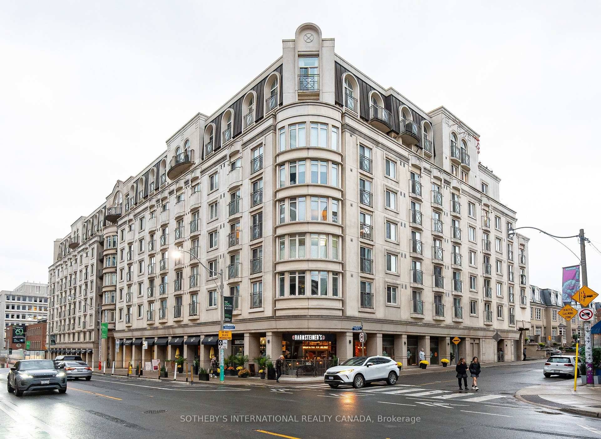 Distinctly, One of One. Suite 803 is a sub penthouse that offers all the hallmarks of fine living.