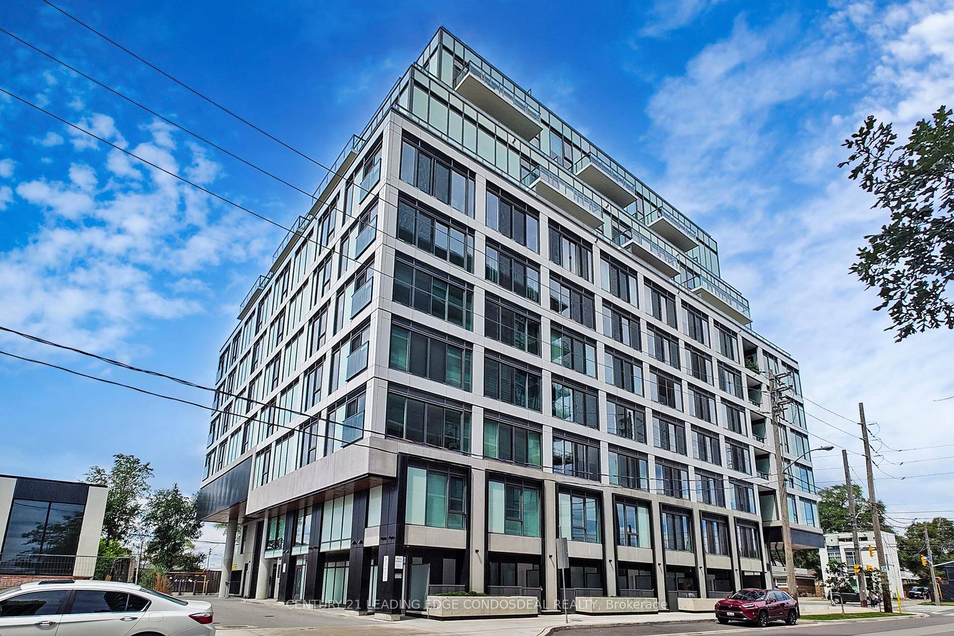 Experience modern luxury in this 1 bedroom, 1 bathroom suite at The Tailor a boutique condominium crafted by the award winning Marlin Spring Developments.