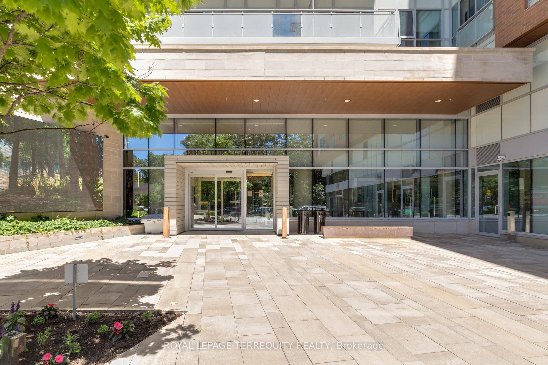 The Spectacular South Facing Idyllwood At The One And Only High Park Residences.