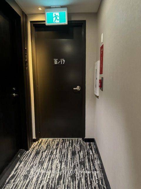 This Newer Bright amp ; Spacious Studio Unit in Teahouse Condos, Features Floor to ceiling windows, Hardwood and Ceramic Floors, Wall Mounted Murphy Bed Included, Lifts up when not in ...