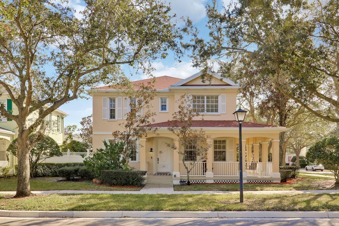 BRAND NEW ROOF December 2025.