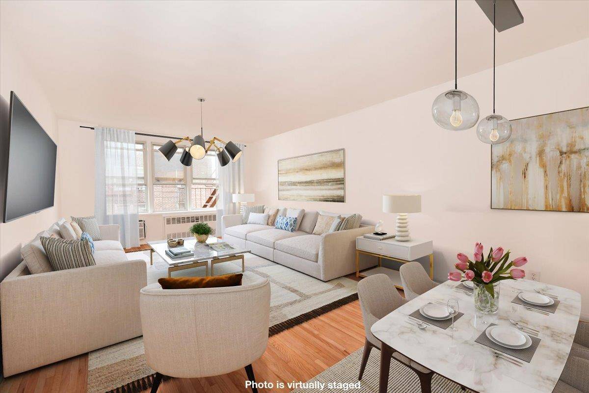 Just two blocks from the Q train and a short ride to NYC Manhattan, Prospect Park and the Brooklyn Botanic Gardens, 400 East 17th Street 600 offers the perfect blend ...