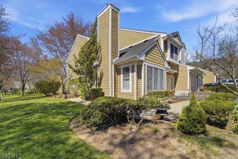 Welcome to this beautifully updated end unit townhome in the highly sought after Stone Run II community.