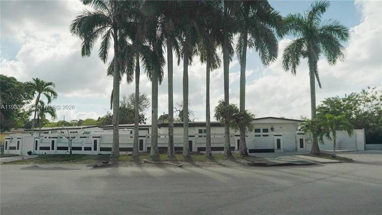 Exceptional income producing investment opportunity in a rapidly growing area !