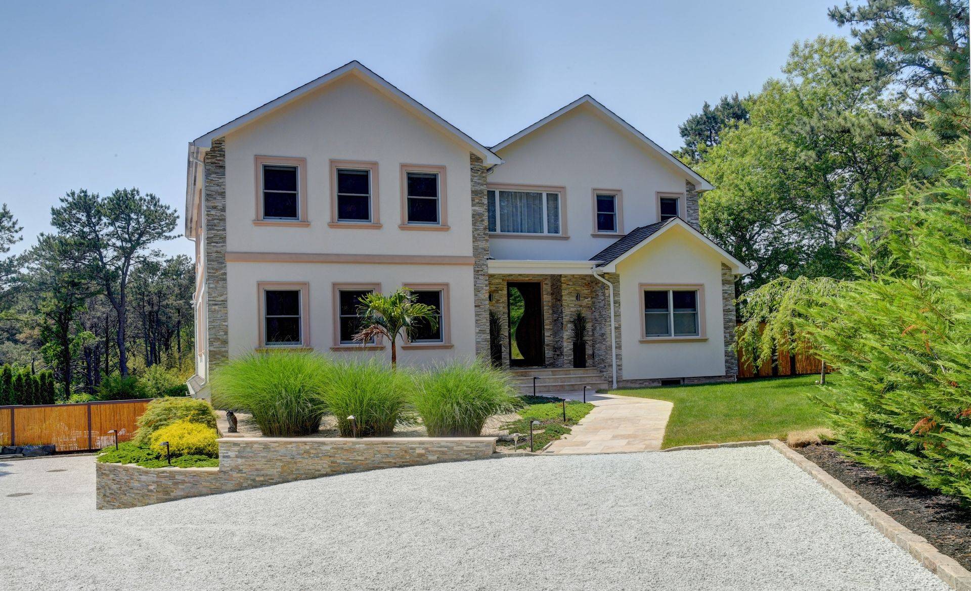 Brand New Four Bedroom Post Modern Southampon