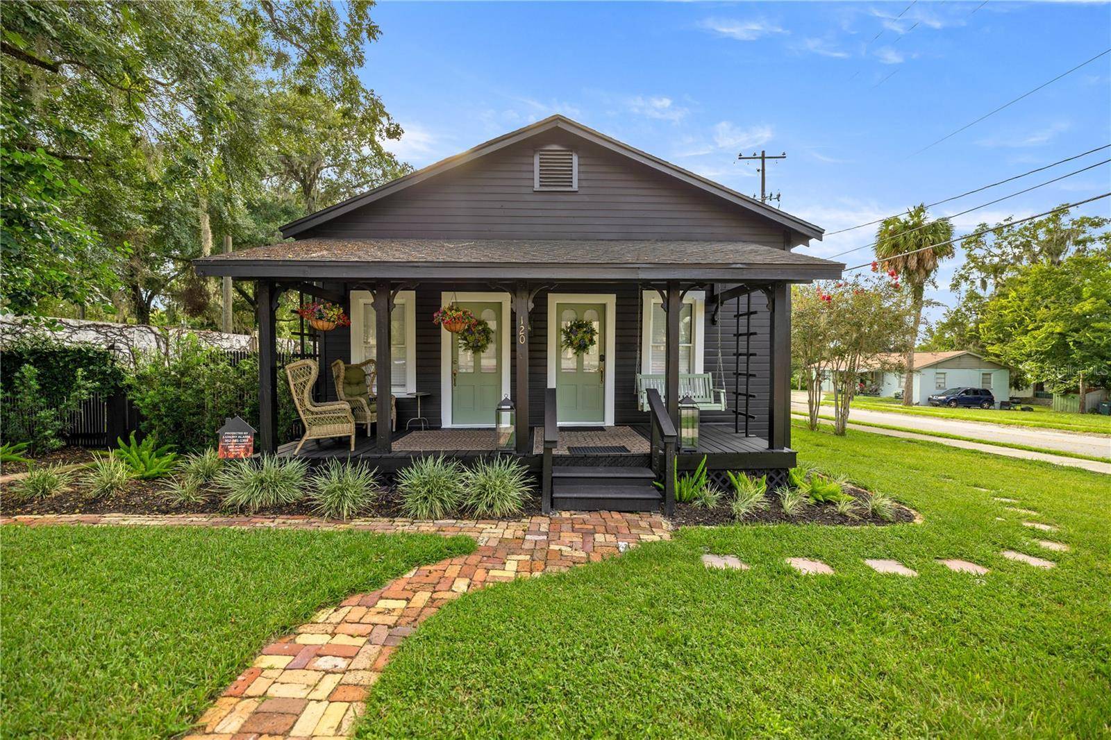 Nestled just outside the historic downtown square in the heart of the horse capital of the world, this equestrian inspired, fully furnished, turnkey property offers a rare blend of timeless ...