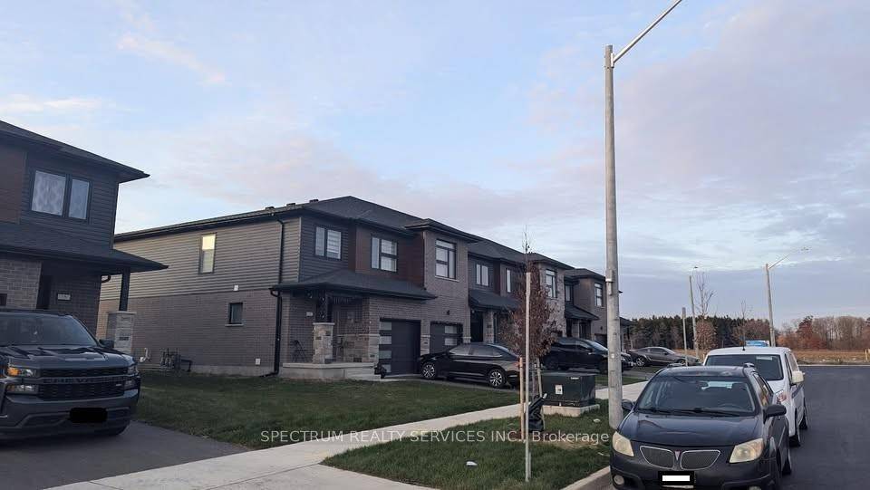 This stunning brand new basement apartment features 2 spacious bedrooms and 1 full washroom.