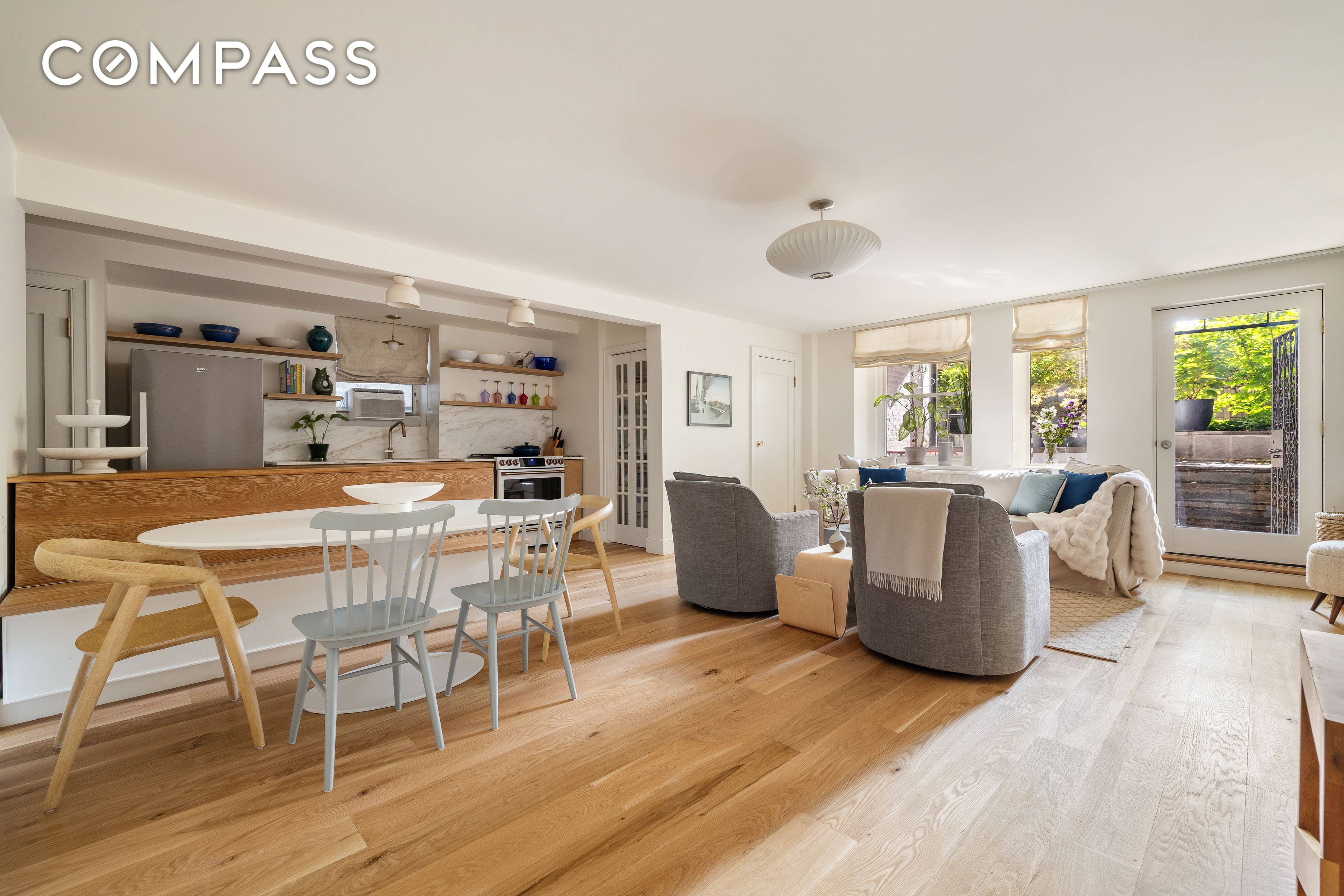 Step into this exquisite 2 bedroom, 2 bathroom condominium with a private back garden, a true urban oasis tucked along a picturesque, tree lined street on the border of Carroll ...