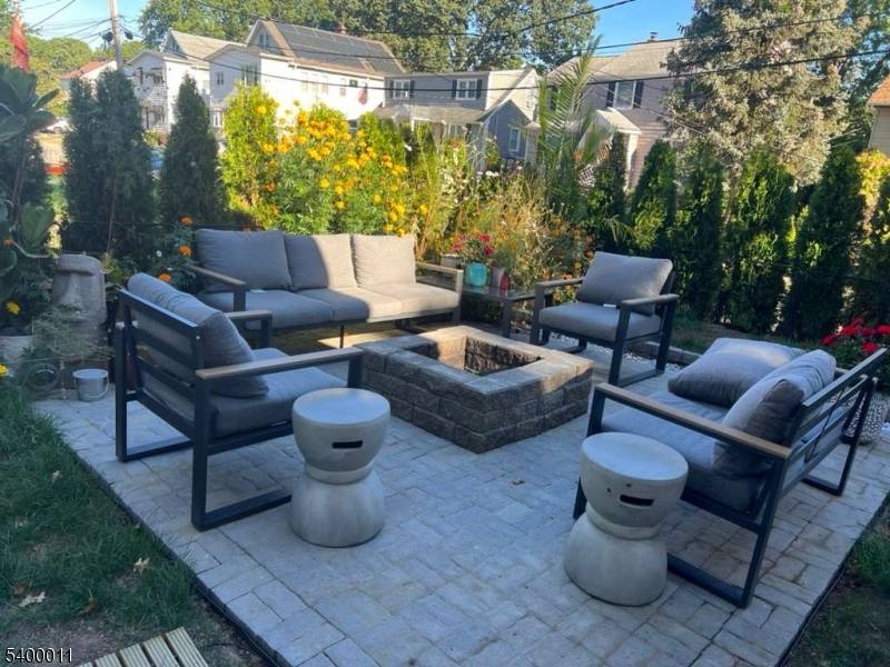 Welcome to this gorgeous colonial house where time and design meet with modern and comfort to be called home.