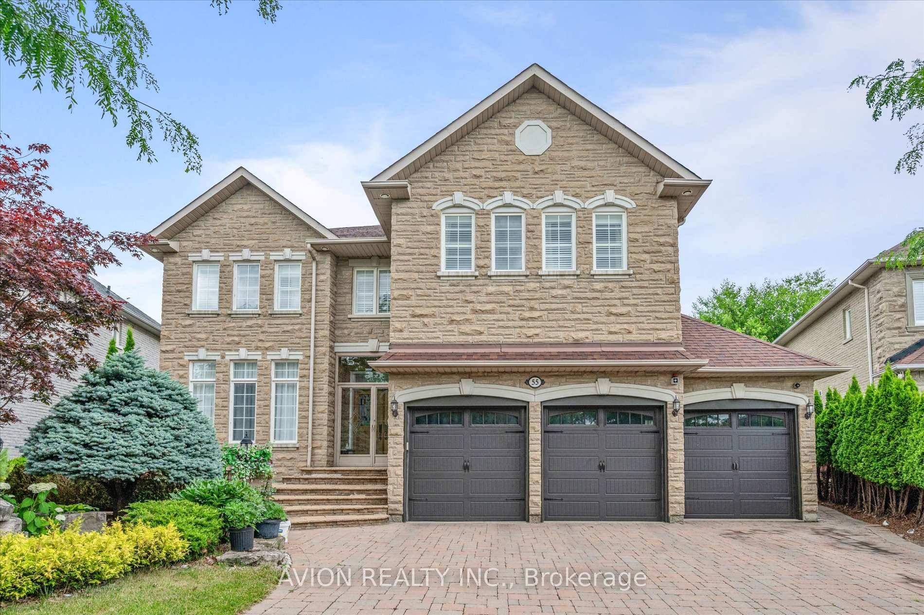 Welcome to 55 Frybrook Crescent a stunning 5 bedroom, 5 bathroom detached home with a rare 3 car garage, located in the heart of prestigious Bayview Hill.