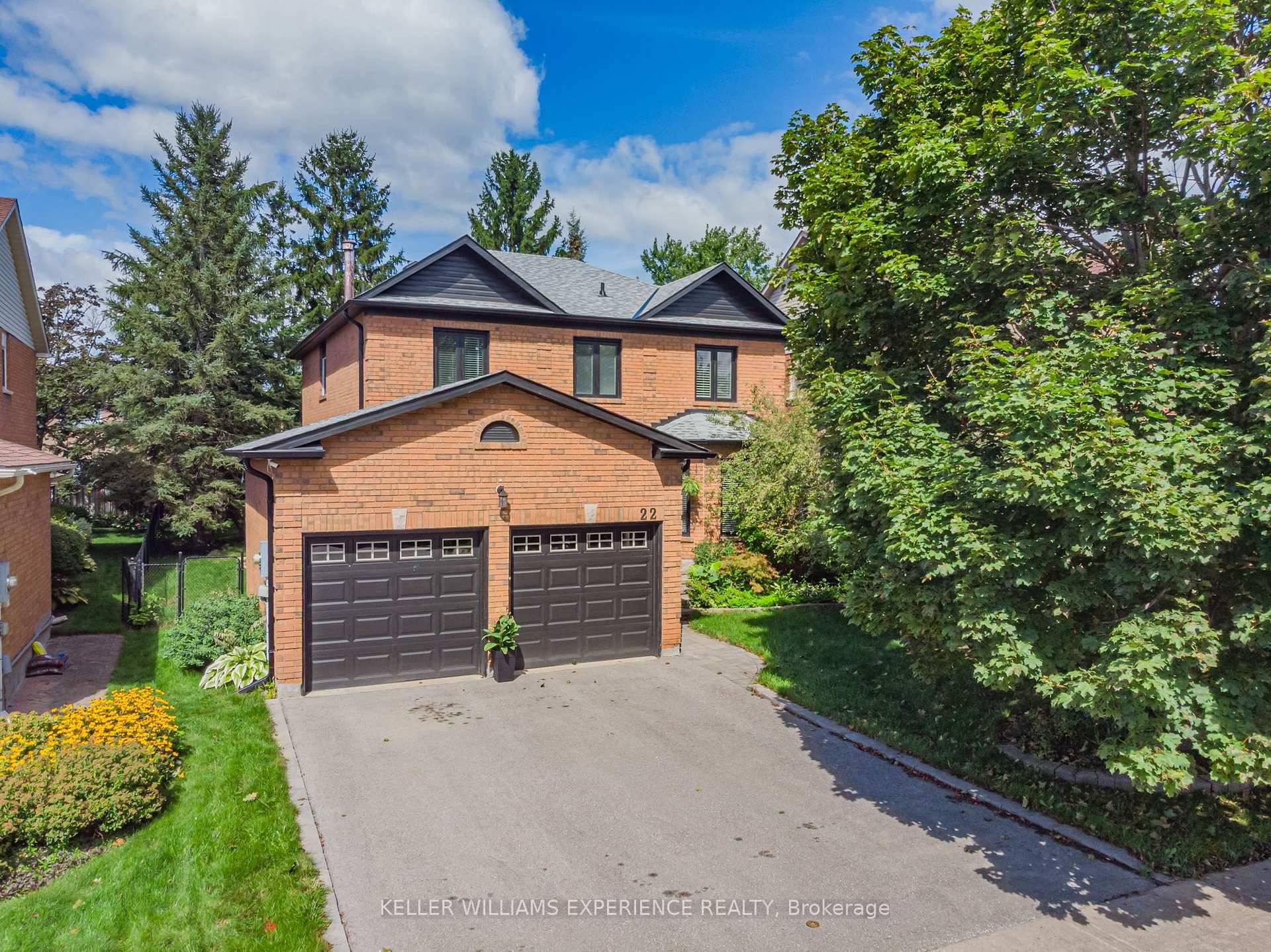 Nestled in the highly desirable Kingsridge community of Barrie, this timeless all brick residence offers discerning buyers a prestigious address and a truly versatile home.