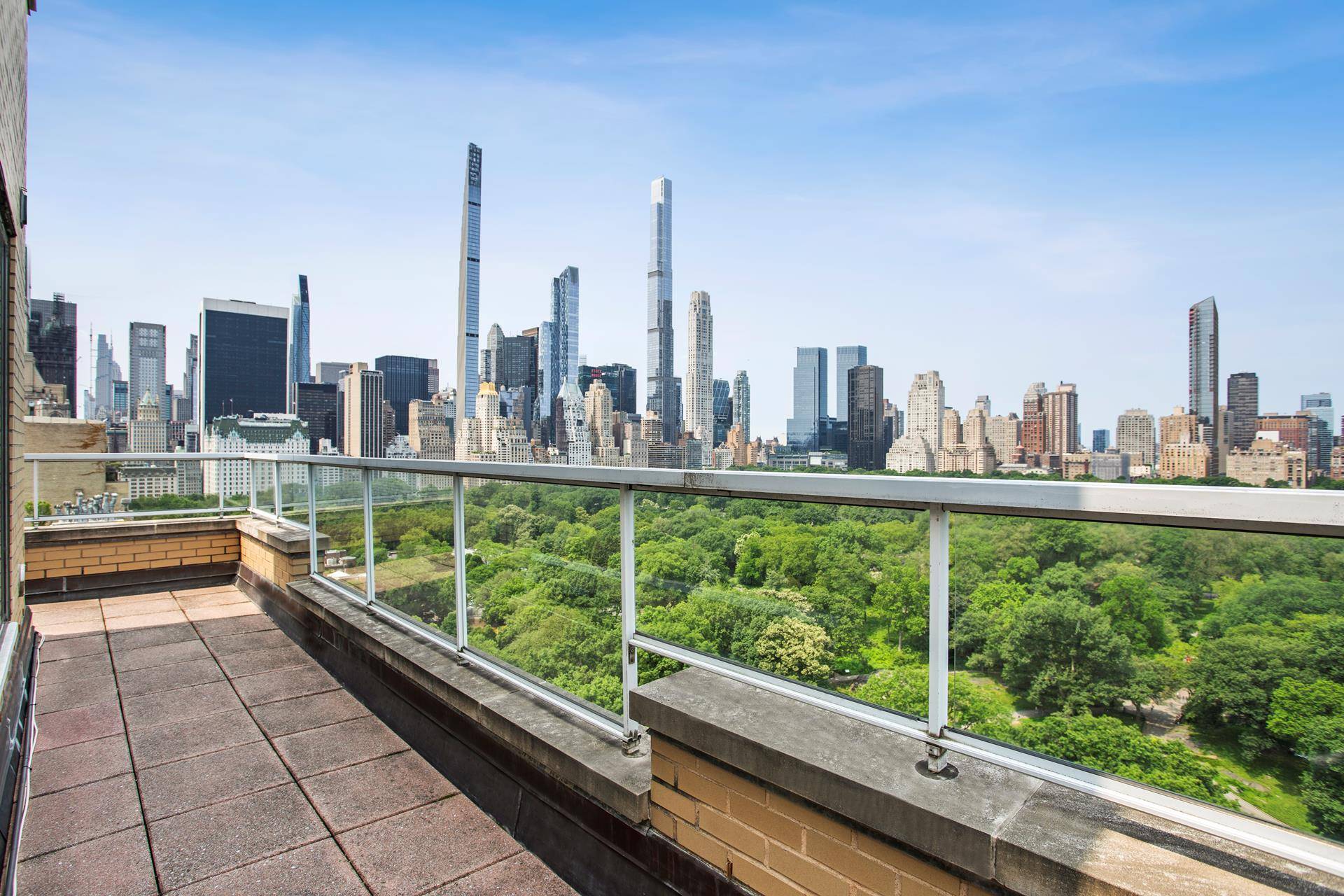 Please reach out to the listing agent, Lauren Muss or John Giannone, at Douglas Elliman to schedule a tour.