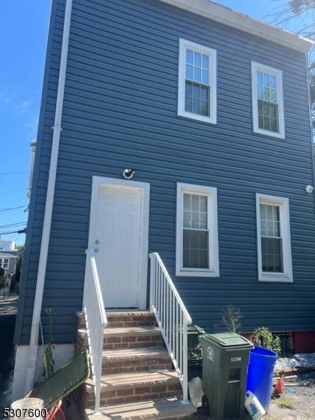 Beautiful house with parking.