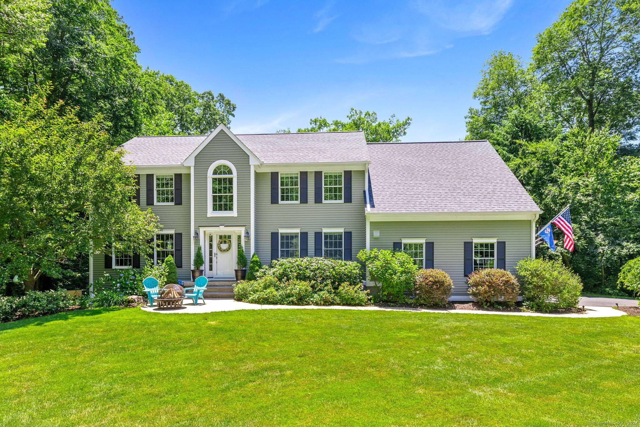 Welcome to your year round oasis !